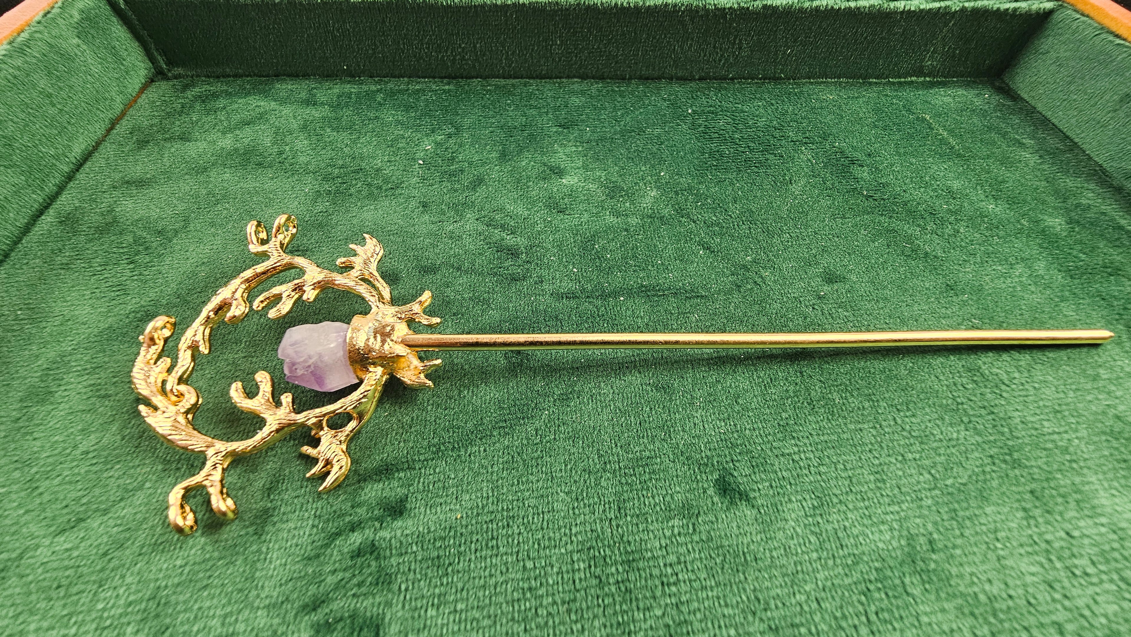 Amethyst Hair Stick — Elegant Gold Hairpin with Natural Purple Crystal