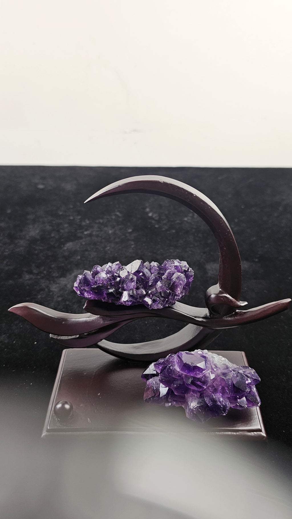 Absolutely Beautiful Amethyst Flower Crystal with Elegant Wooden Stand – Oriental Masterpiece Energy Display | Feburary Birthstone, Pisces. Aquarius and Fengsui