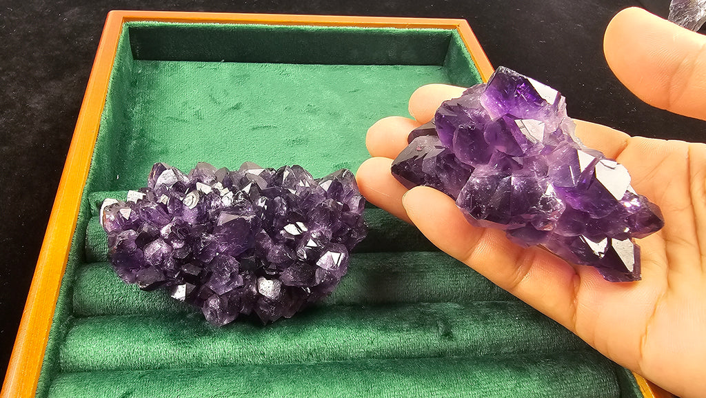 Absolutely Beautiful Amethyst Flower Crystal with Elegant Wooden Stand – Oriental Masterpiece Energy Display | Feburary Birthstone, Pisces. Aquarius and Fengsui