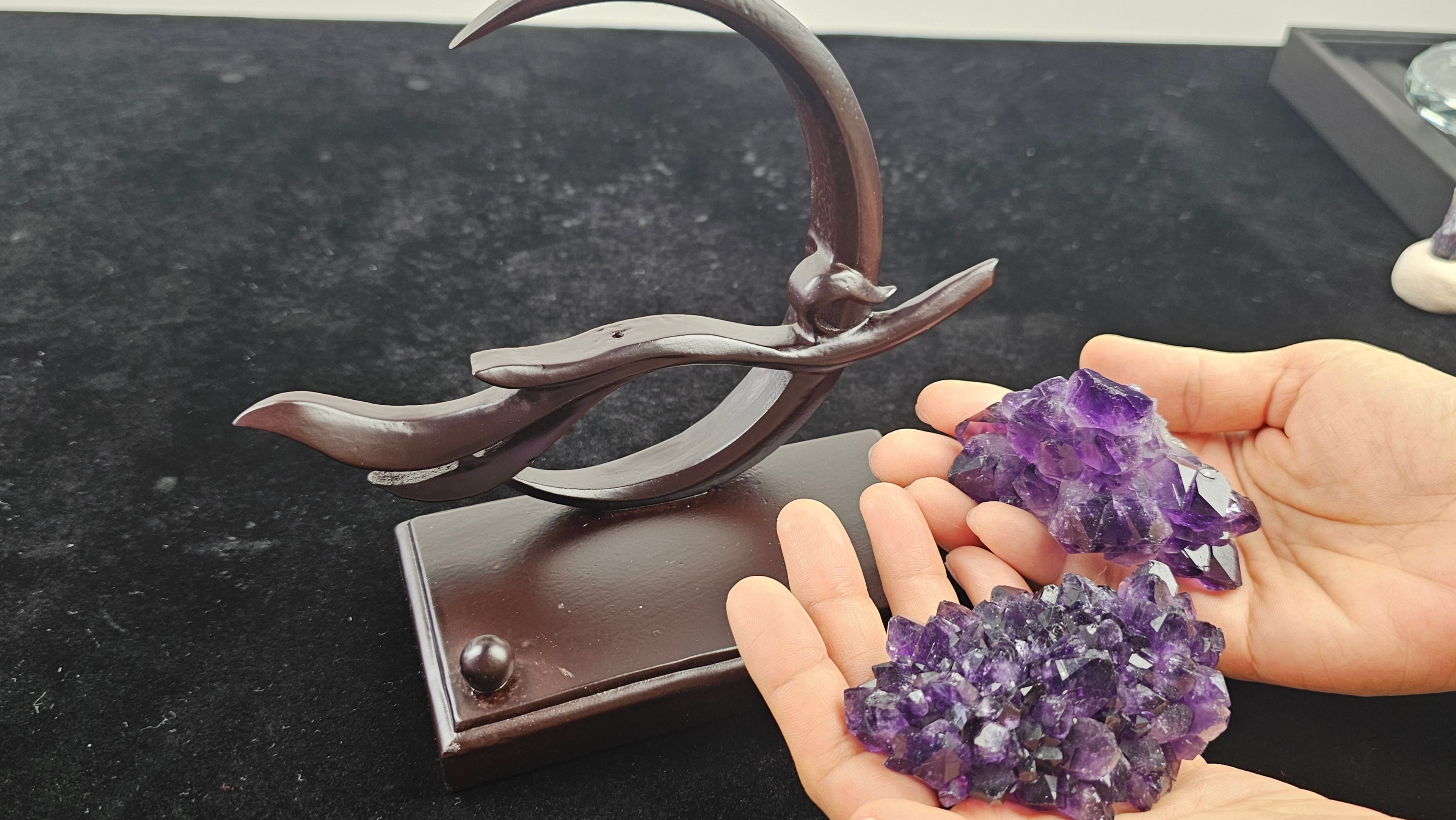 Absolutely Beautiful Amethyst Flower Crystal with Elegant Wooden Stand – Oriental Masterpiece Energy Display | Feburary Birthstone, Pisces. Aquarius and Fengsui