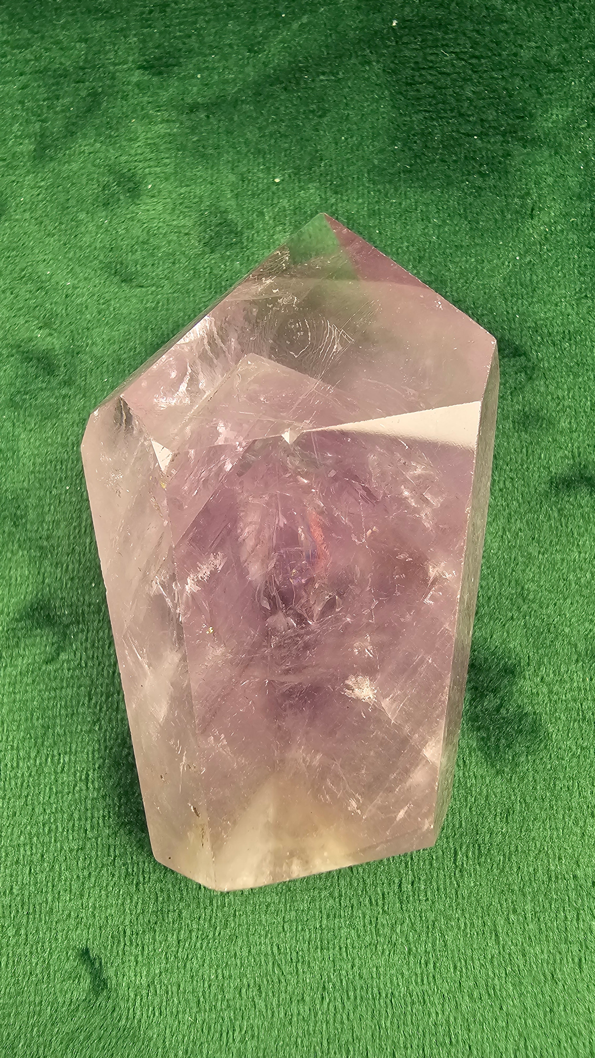 Mysterious Amethyst Pyramid | Healing Crystal for Peace, Clarity and Meditation (Feburary Birthstone, Aquarius, Fengsui and more!)