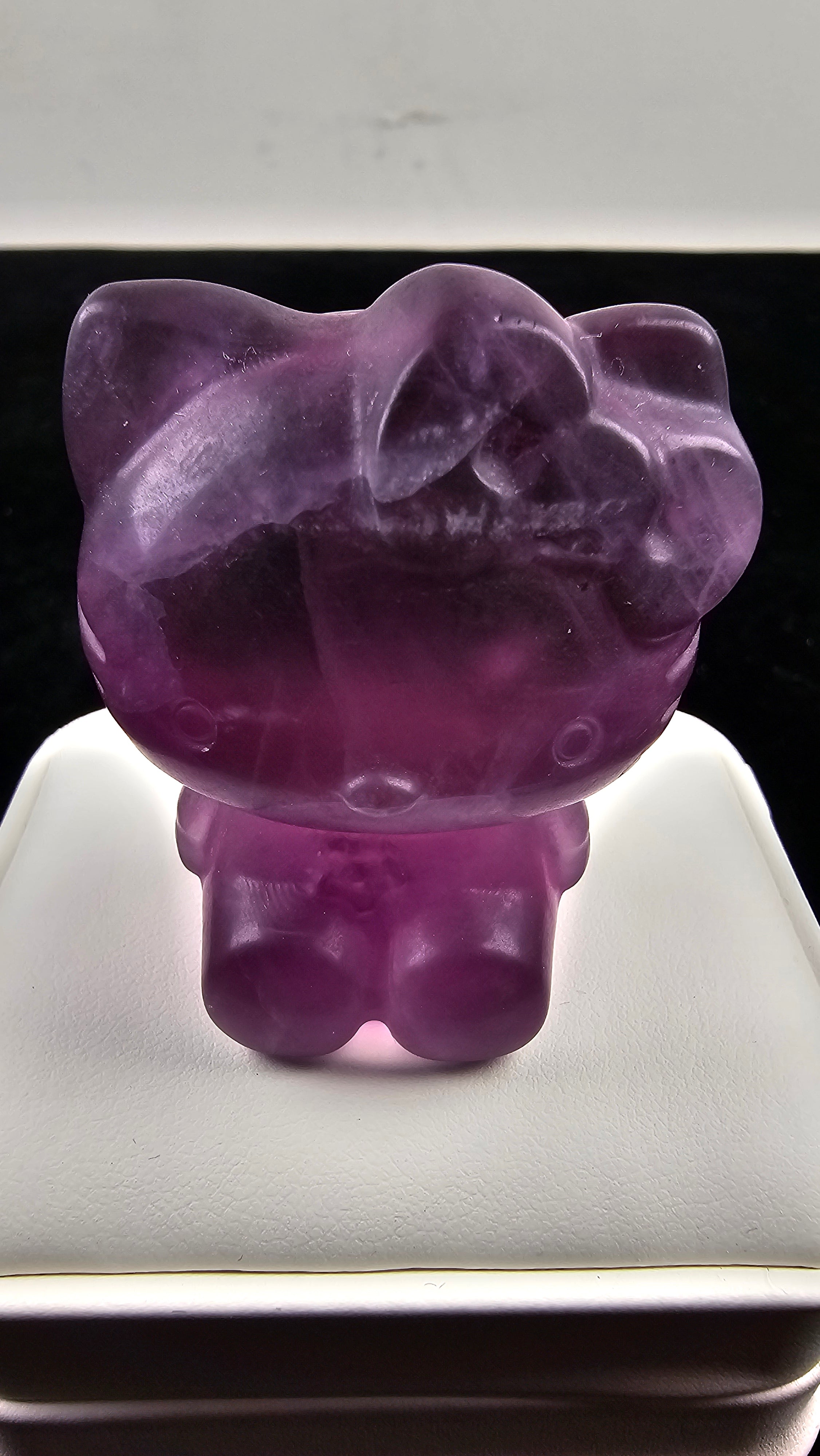 Mini Crystal Carvings – Hello Kitty, Bears & Gemstone Figurines
