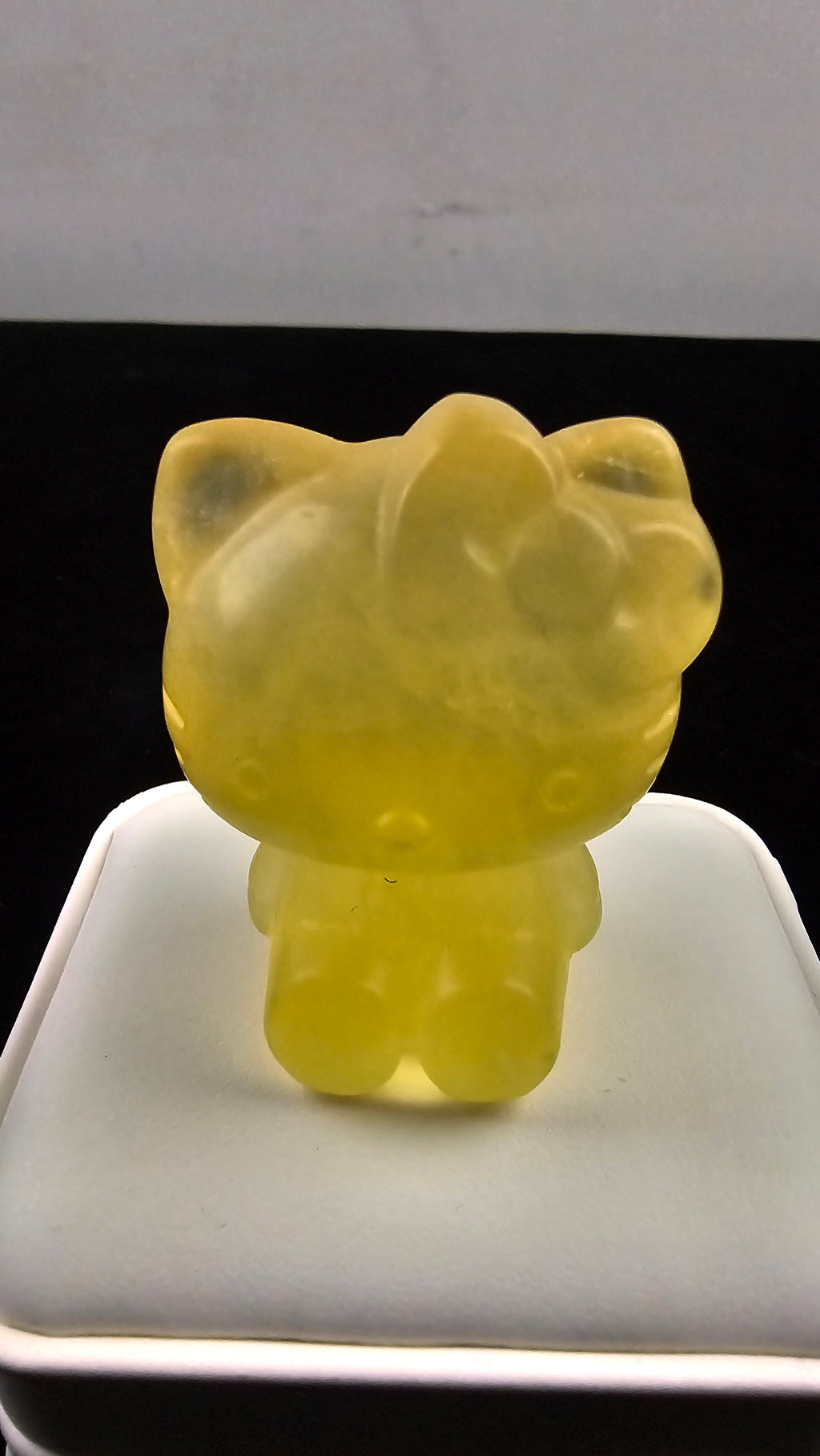 Mini Crystal Carvings – Hello Kitty, Bears & Gemstone Figurines