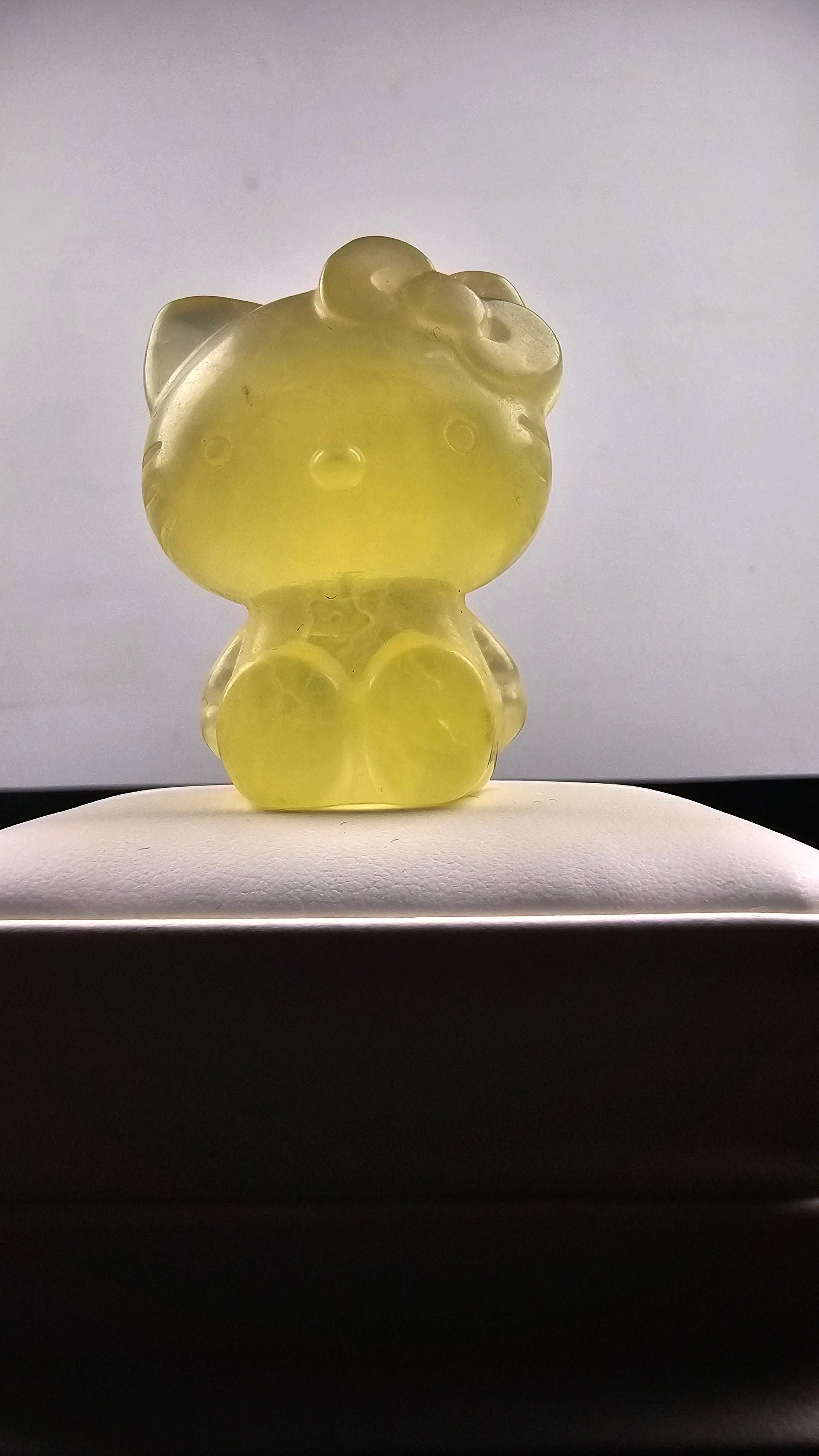 Mini Crystal Carvings – Hello Kitty, Bears & Gemstone Figurines