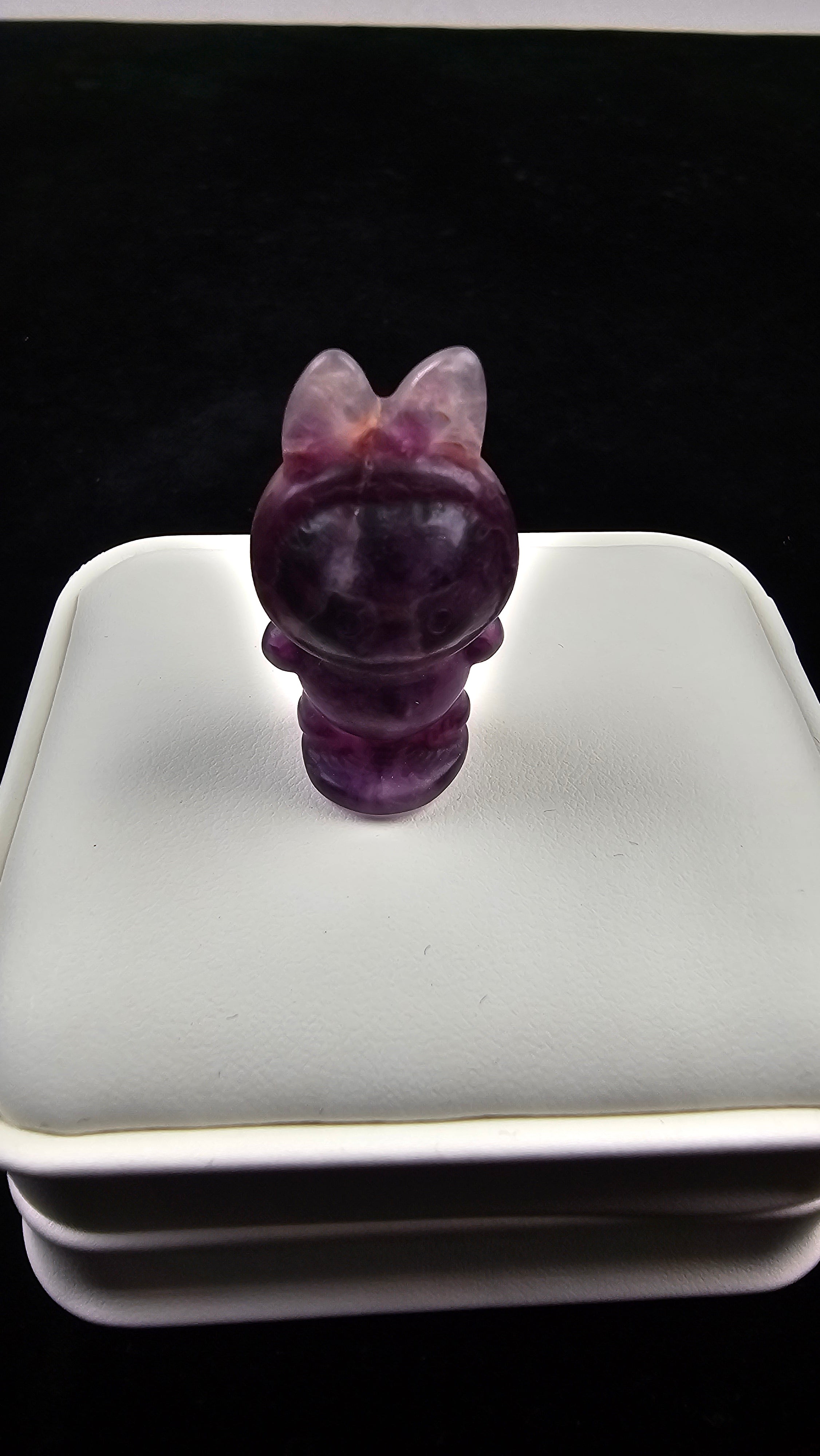 Mini Crystal Carvings – Hello Kitty, Bears & Gemstone Figurines