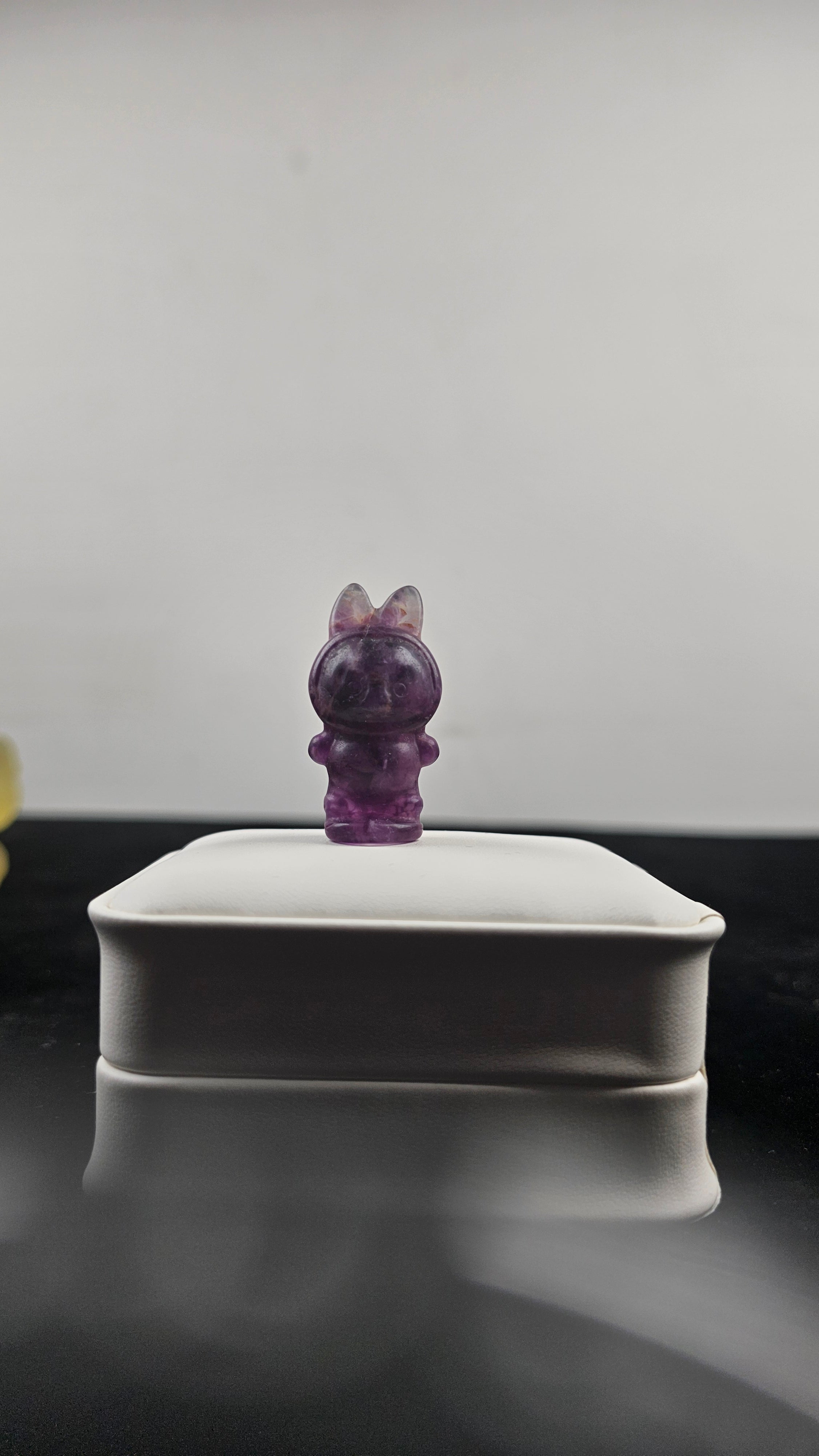 Mini Crystal Carvings – Hello Kitty, Bears & Gemstone Figurines