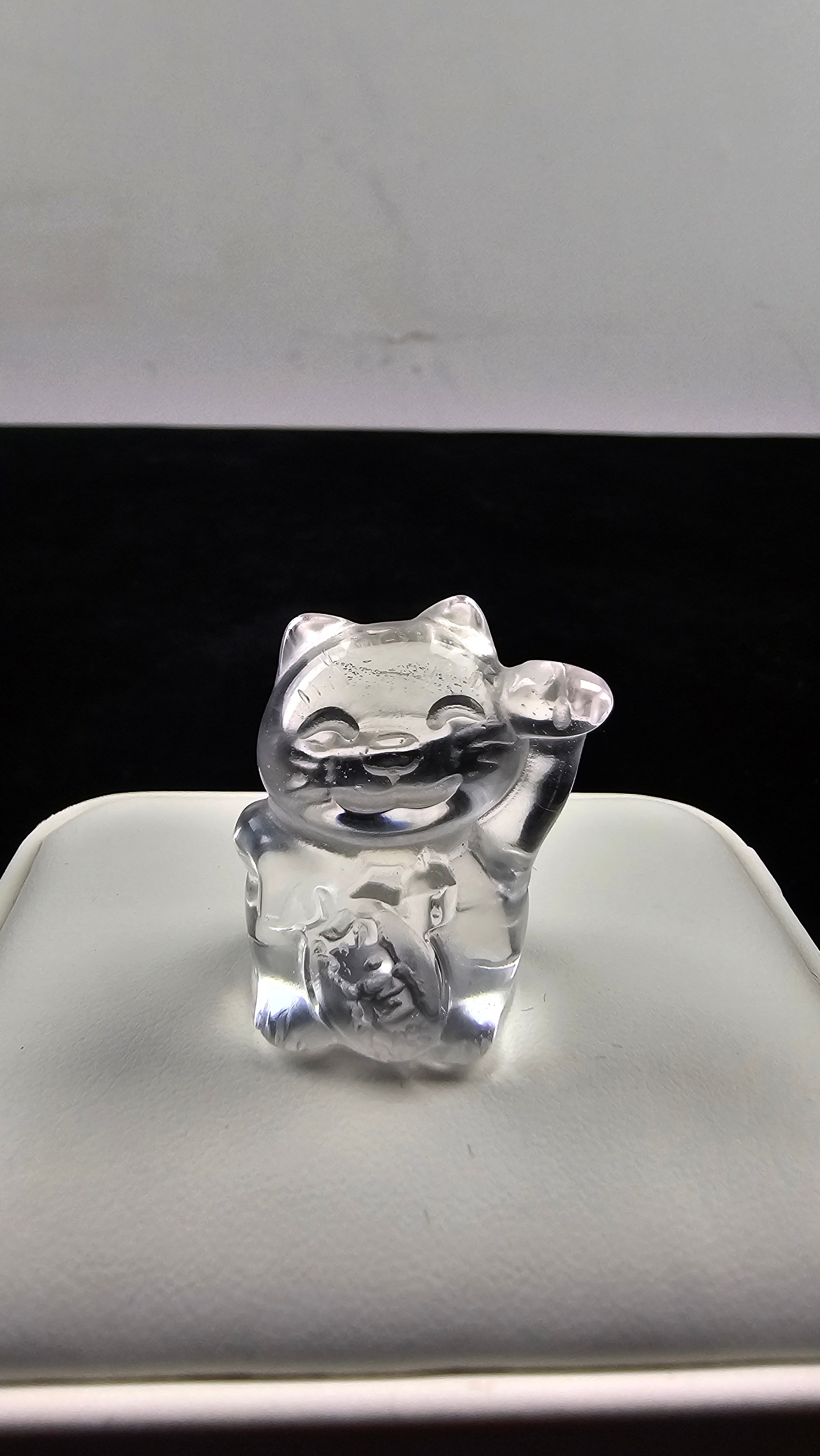 Mini Crystal Carvings – Hello Kitty, Bears & Gemstone Figurines