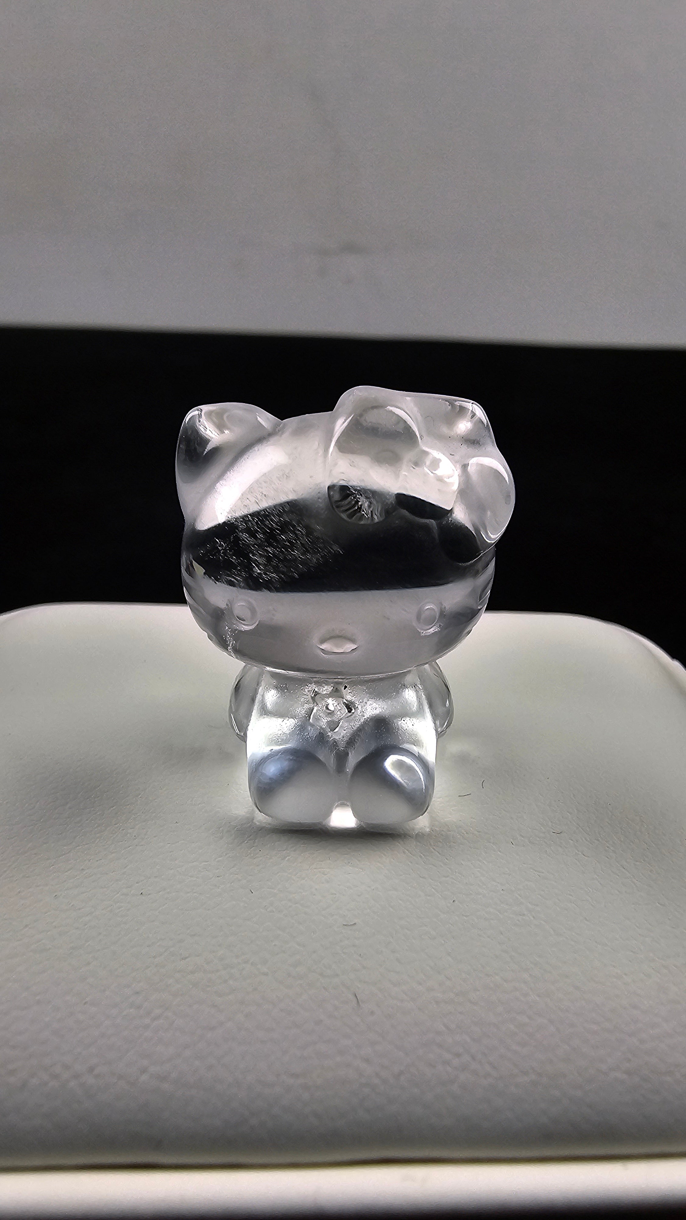 Mini Crystal Carvings – Hello Kitty, Bears & Gemstone Figurines