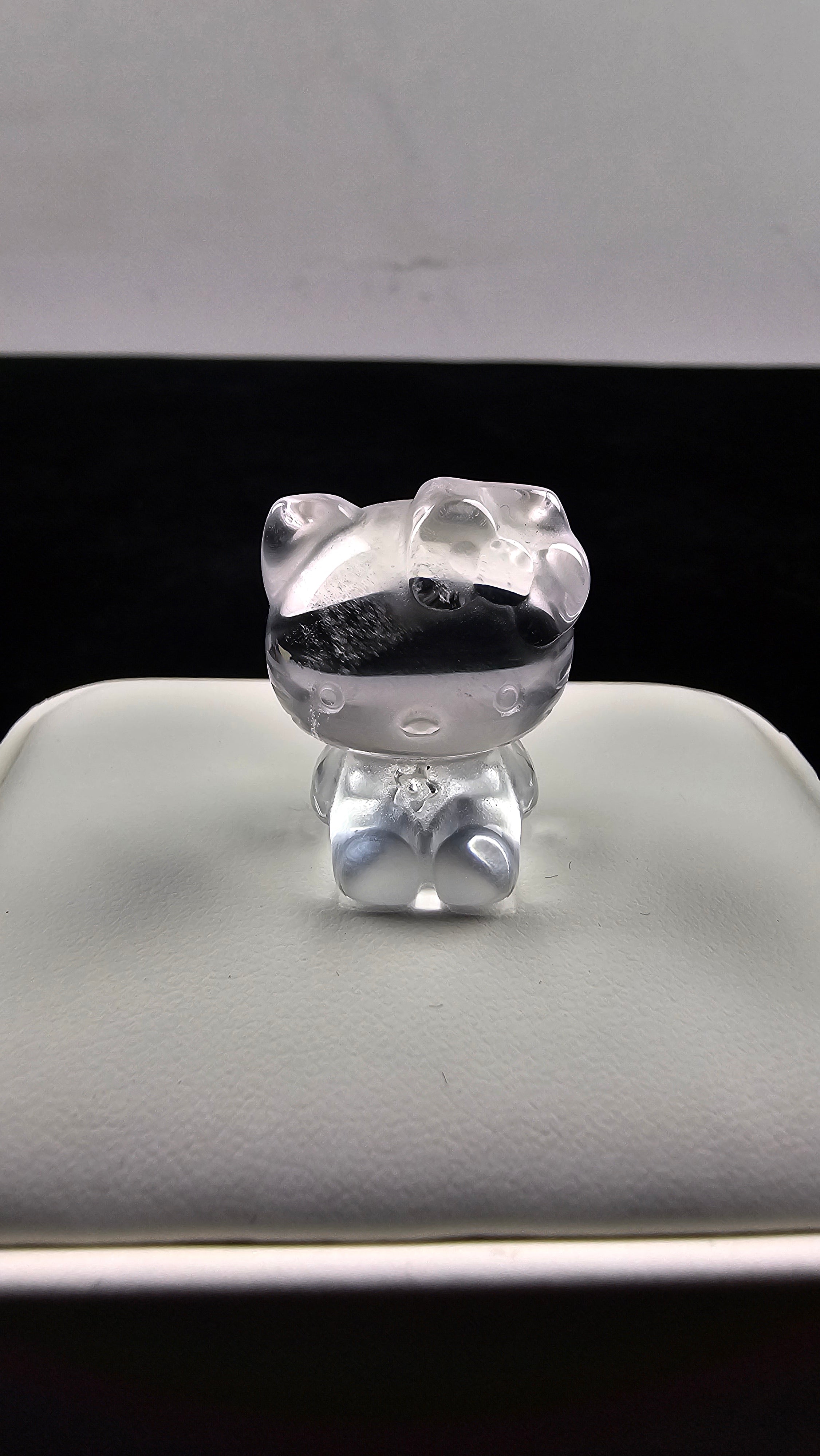 Mini Crystal Carvings – Hello Kitty, Bears & Gemstone Figurines