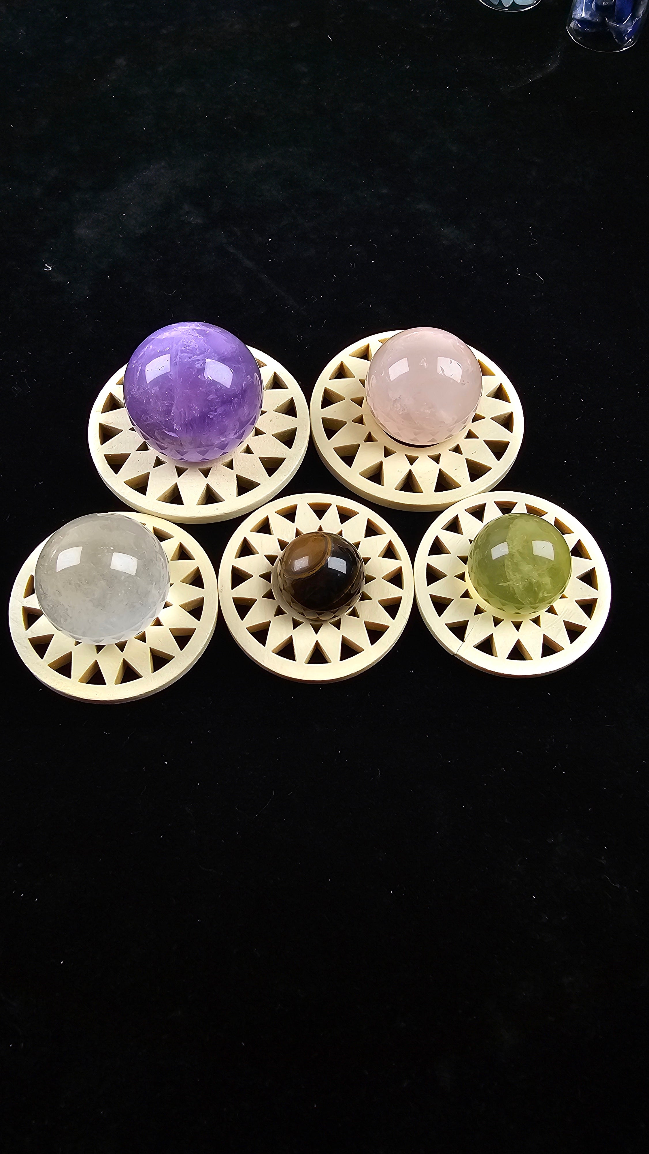 Crystal Healing Sphere – Amethyst, Rose Quartz, Clear Quartz, Tiger’s Eye, Prehnite