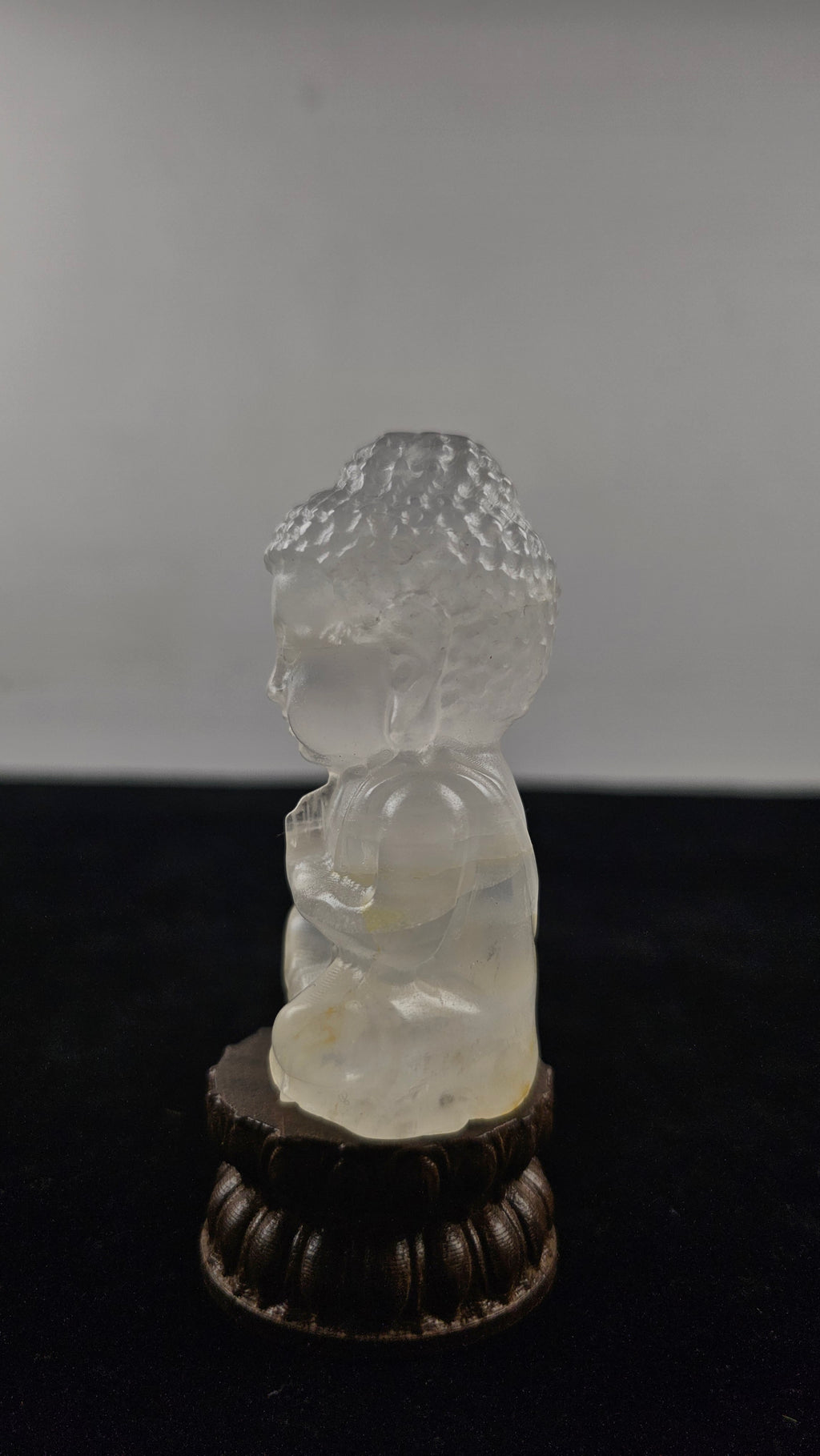 Clear Quartz Buddha Statue – Spiritual Healing Crystal for Meditation and Décor | Janauary birthstone, Leo and Capricorn