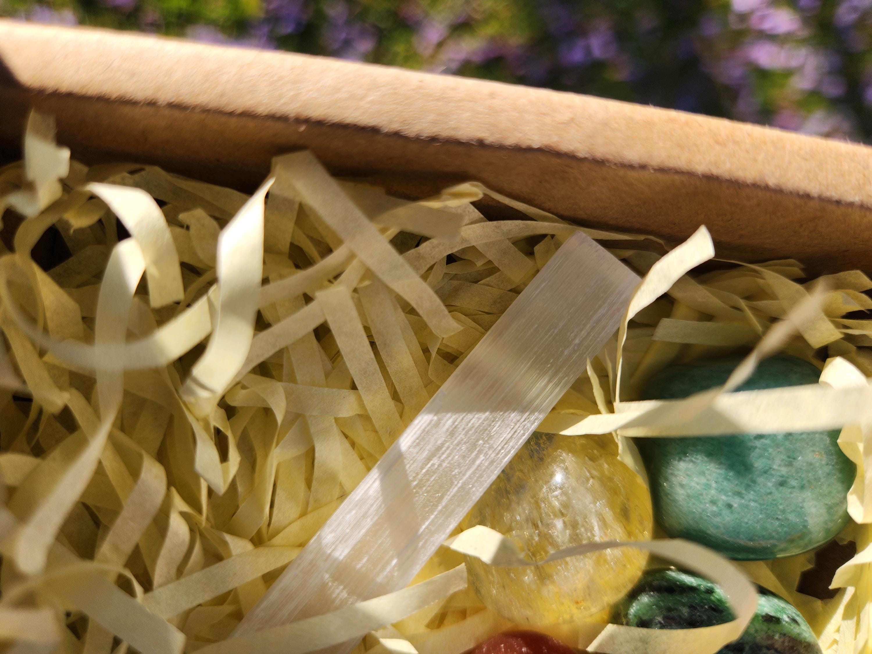 Gemini Crystal Set — Clarity & Expression Healing Stones with Selenite Charging Bar, Zodiac Crystal Gift Box (May 21 – June 21)