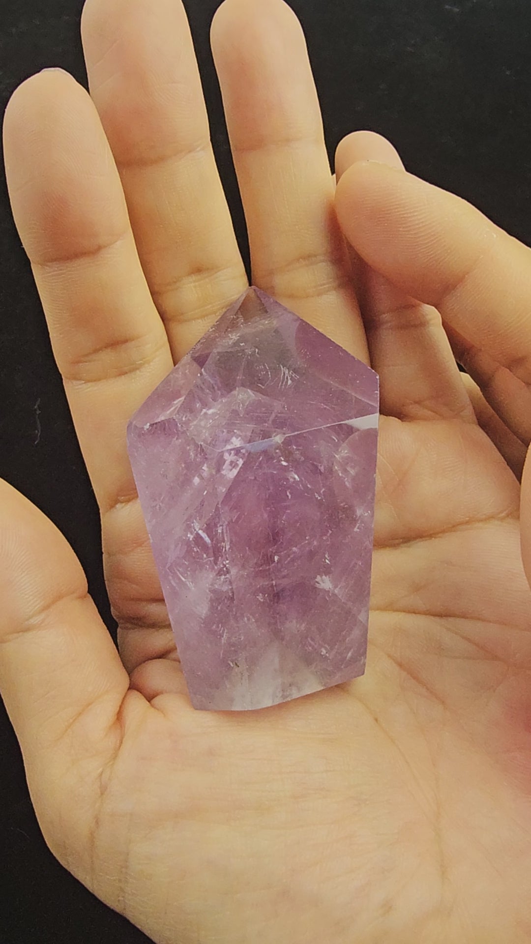 Mysterious Amethyst Pyramid | Healing Crystal for Peace, Clarity and Meditation (Feburary Birthstone, Aquarius, Fengsui and more!)