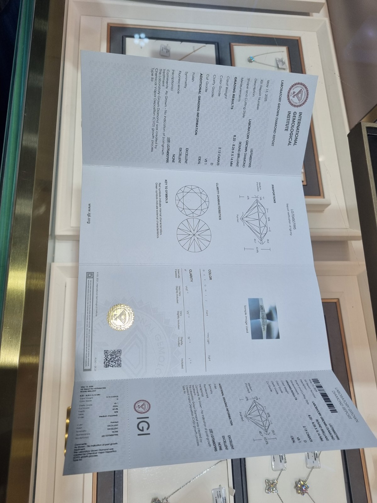 1 Carat Lab-Grown Diamond – IGI Certified, D Colour, VVS1 | Ethical, Sustainable and Affordable (April Birthstone, Aries and Taurus)