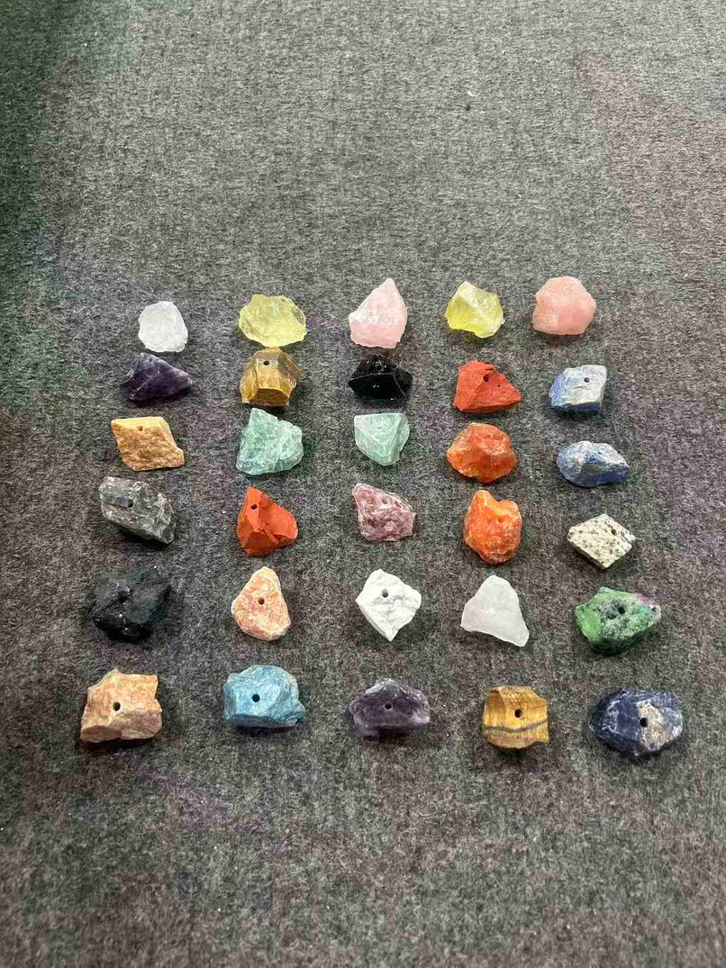 Crystal Incense Holder Collection – Raw Gemstone Energy for Relaxation, Ritual and Décor